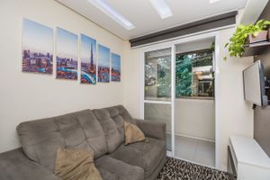 Image 4 - 204751