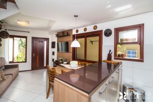 Image 19 - 204760