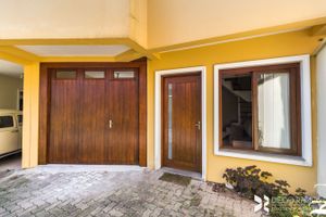 Image 33 - 204760