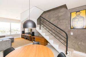 Image 1 - 204762