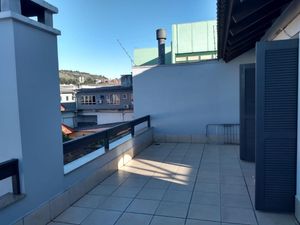 Image 9 - 204767