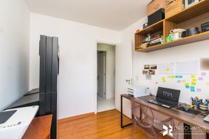 Image 17 - 204776