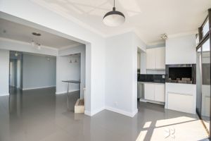 Image 1 - 204777