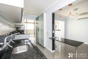 Image 23 - 204777