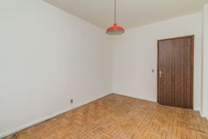 Image 13 - 204799