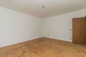 Image 17 - 204799