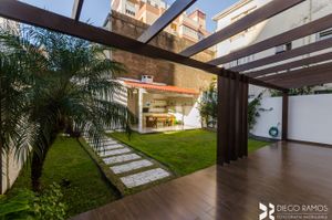 Image 17 - 204815
