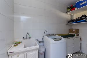Image 21 - 204815