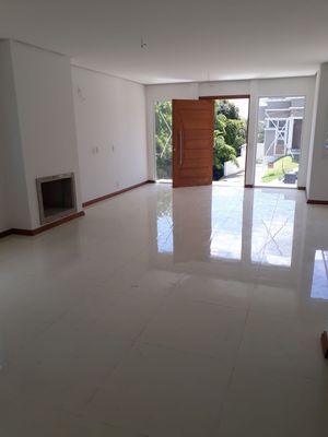 Image 1 - 204818
