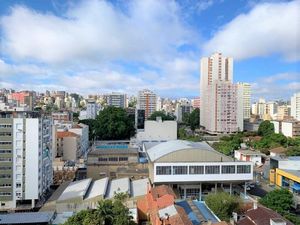Image 22 - 204819