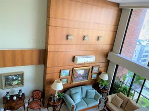 Image 20 - 204819