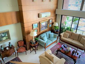 Image 19 - 204819