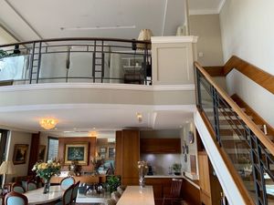 Image 4 - 204819