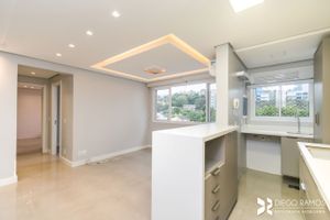 Image 16 - 204821