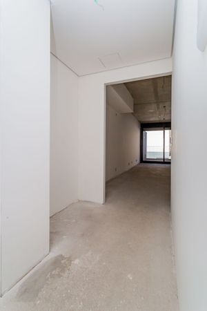 Image 4 - 204841