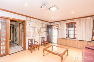 Image 3 - 204887