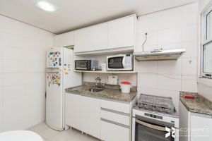 Image 17 - 204894