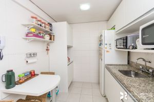 Image 19 - 204894