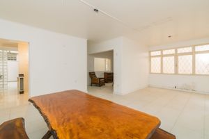 Image 1 - 204924