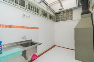 Image 22 - 204924