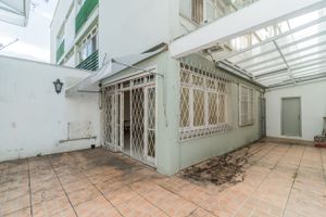 Image 25 - 204924