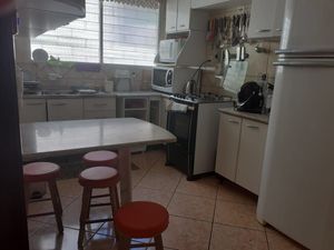 Image 9 - 204930
