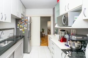 Image 16 - 204938