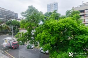 Image 6 - 205000