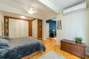 Image 30 - 205013