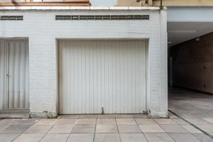 Image 39 - 205013