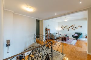Image 34 - 205013