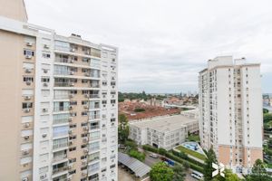 Image 7 - 205043