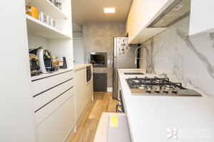 Image 15 - 205053