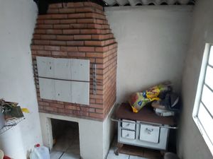 Image 5 - 205060