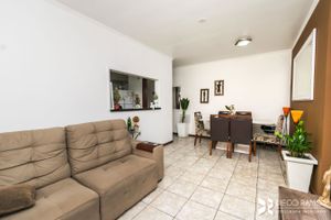 Image 3 - 205082