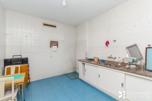 Image 20 - 205085