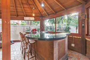 Image 14 - 205130