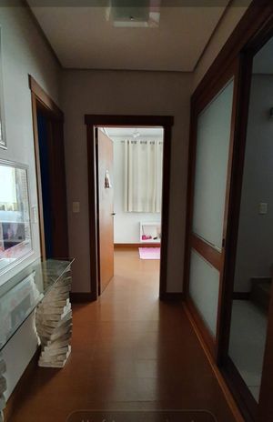 Image 1 - 205130