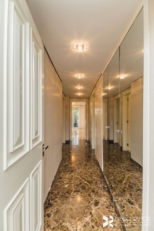 Image 35 - 205180