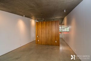 Image 14 - 205252