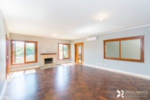 Image 3 - 205273