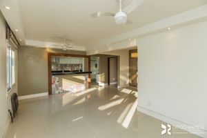 Image 4 - 205284
