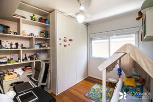 Image 11 - 205292