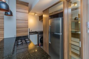 Image 13 - 205294