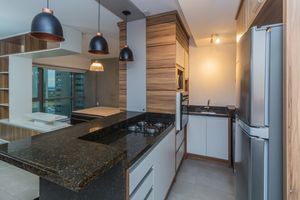 Image 14 - 205294