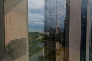 Image 21 - 205294