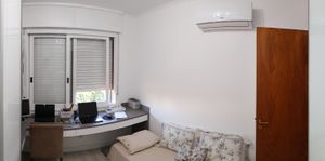 Image 11 - 205301