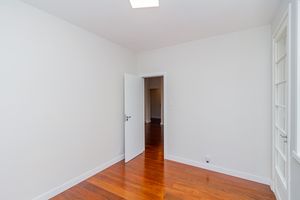 Image 3 - 205355