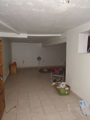 Image 17 - 205377