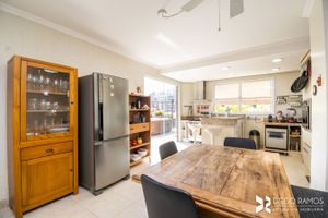 Image 34 - 205482